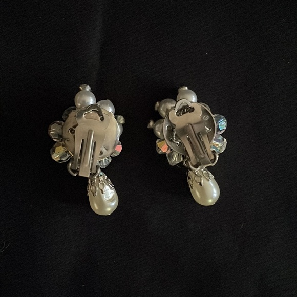 Vintage Faux Pearl Crystal Bead Brooch Pin and Clip On Earring Set - Picture 5 of 7